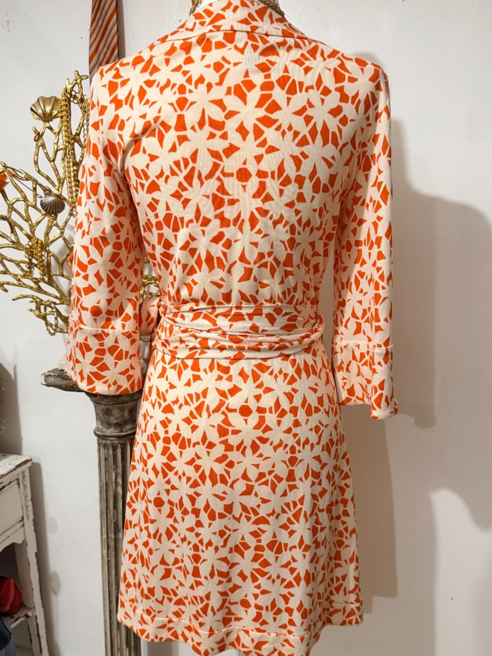 VTG Diane von Furstenberg 100% Silk Jersey Geometric Wrap Dress – Iconic Y2K - Picture 8 of 12